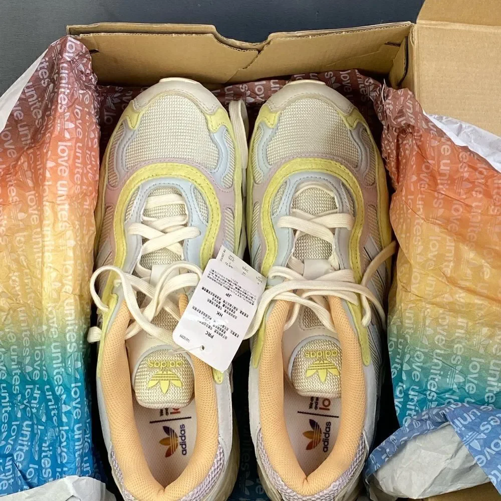 adidas Originals Mens Temper Run Pride Sneakers Shoes Off White size 10.5
